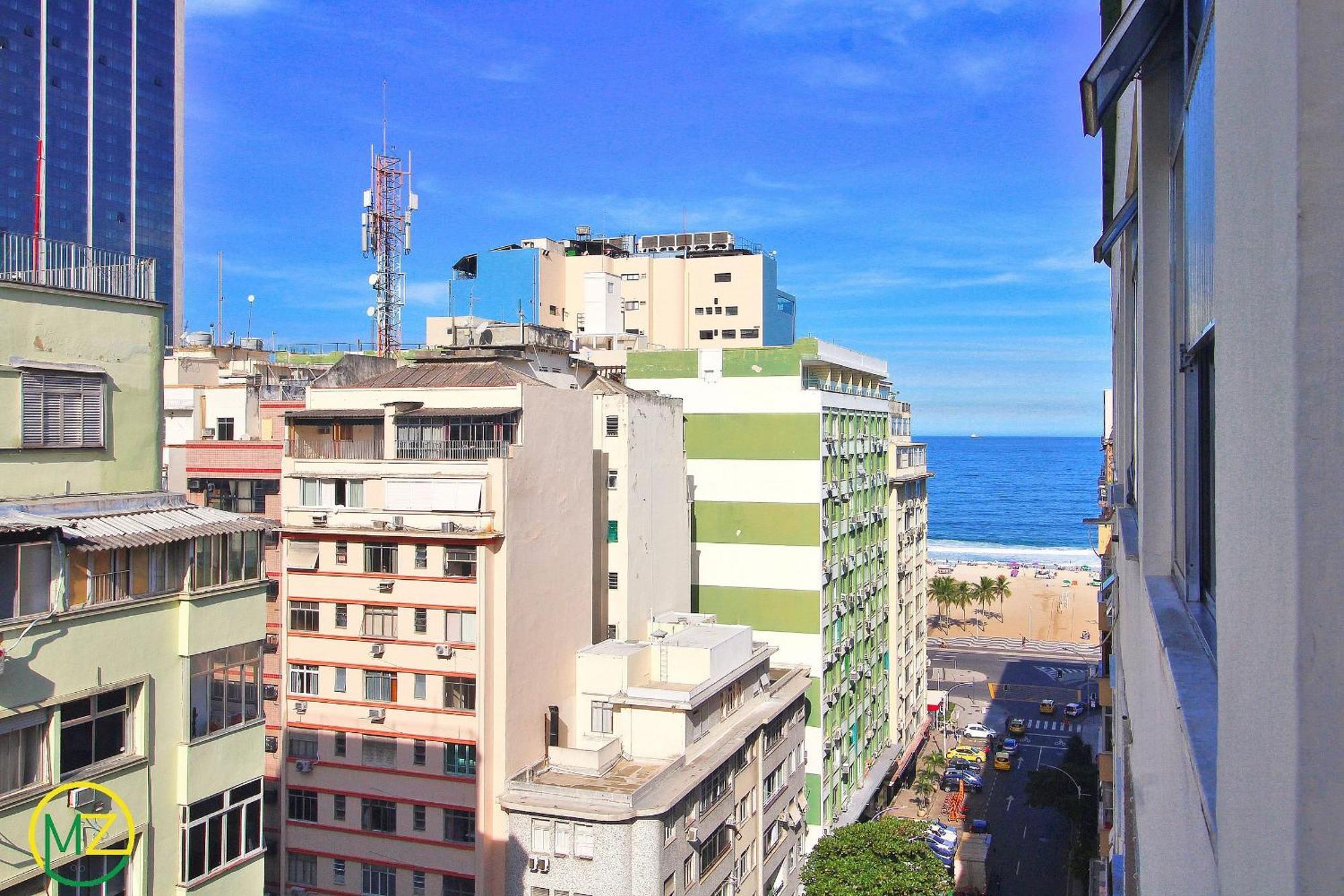 Com Vista Lateral A *